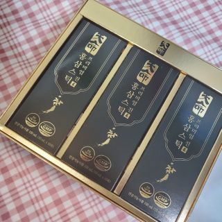 헬스업_천명진프리미엄홍삼스틱_10ml x 30포 — 5점을 준 리뷰어가 2021년 2월 올린 사용 사진
