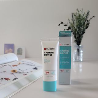 리더스코스메틱 리더스 카밍 바이오틱스 선 에센스 SPF 50+ PA++++ — 5점을 준 리뷰어가 2022년 5월 올린 사용 사진