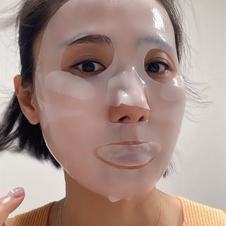 [올리브영] 웰더마 프리미엄 사파이어 콜라겐 임팩트 피팅 마스크 4매 — 5점을 준 리뷰어가 2025년 7월 올린 사용 사진