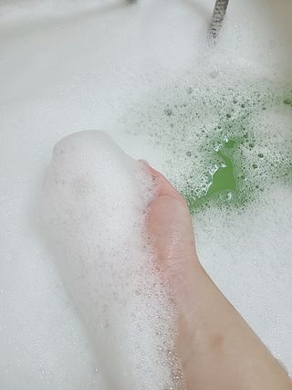 버블데이 배쓰밤 거품입욕제 버블바 6종 — 5점을 준 리뷰어가 2021년 8월 올린 사용 사진