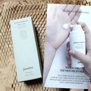 주닥 미백+모공+보습+탄력을 한번에 해결. 올인원 앰플+크림 세트 — 4점을 준 리뷰어가 2022년 2월 올린 사용 사진