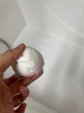 버블데이 배쓰밤 거품입욕제 버블바 6종 — 4.5점을 준 리뷰어가 2021년 8월 올린 사용 사진