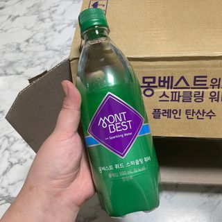 몽베스트 Montbest with Sparkling water Plain 20병 — 5점을 준 리뷰어가 2021년 10월 올린 사용 사진
