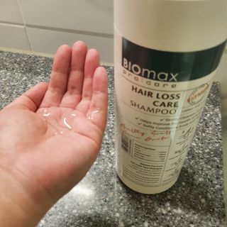 [바이오맥스] 프로코어 탈모완화샴푸 1000ml — 5점을 준 리뷰어가 2022년 8월 올린 사용 사진