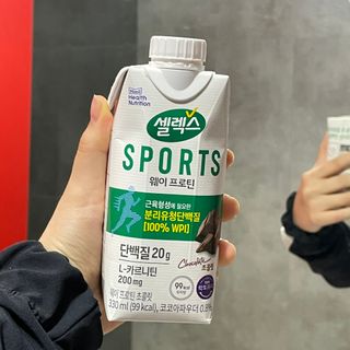 셀렉스스포츠 셀렉스 스포츠 웨이 프로틴 초콜릿 _ 330ml x 12팩 — 5점을 준 리뷰어가 2021년 5월 올린 사용 사진