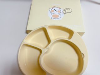 유비맘 캐릭터 실리콘 흡착 식판_색상 랜덤발송 — 5점을 준 리뷰어가 2021년 1월 올린 사용 사진