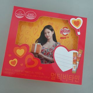 광동생활건강 [제니에디션] 비타500데일리스틱 gift set 60포+제니굿즈 3종+쇼핑백 — 5점을 준 리뷰어가 2021년 11월 올린 사용 사진