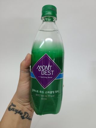 몽베스트 Montbest with Sparkling water Plain 20병 — 5점을 준 리뷰어가 2023년 3월 올린 사용 사진