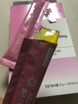 주식회사 얼굴반쪽 [얼굴반쪽 가르시니아 2,800mg] x 14포 1주 젤리 다이어트 보조제 체지방감소 — 5점을 준 리뷰어가 2021년 11월 올린 사용 사진