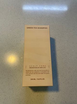 프리마인 더이상 뻣뻣하고 효과없는 탈모샴푸는 NO. 근본부터 케어하는 셀베이스 그린티샴푸(500ml) — 5점을 준 리뷰어가 2023년 4월 올린 사용 사진