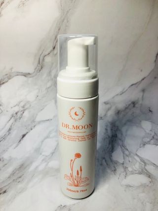 MF프리 [닥터문] 유산균 락토케어 질경초 여성청결제 200ml (폼타입) — 5점을 준 리뷰어가 2022년 7월 올린 사용 사진