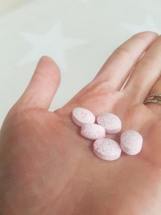 입 냄새 완화에 도움을 주는 에티켓 캔디 복숭아맛 앳캔디 — 5점을 준 리뷰어가 2021년 1월 올린 사용 사진