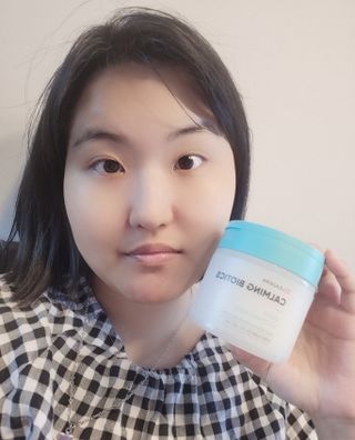 리더스코스메틱 리더스 카밍 바이오틱스 퀵 수딩 패드 — 5점을 준 리뷰어가 2022년 8월 올린 사용 사진