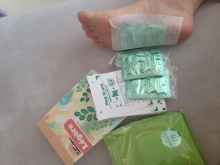 [레제르] 아로마 수액패치 발패치 10매입 - 라벤더향/유칼립투스향/대나무향 — 5점을 준 리뷰어가 2022년 2월 올린 사용 사진