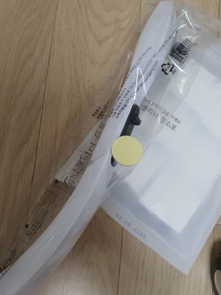 [생활공작소] 변기크리너 스틱 + 리필 12개 세트 — 5점을 준 리뷰어가 2021년 3월 올린 사용 사진
