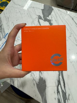 광동생활건강 MF[광동] 비타500✨주름개선·미백·SPF50+🌞퍼펙트쉴드 빅 선쿠션 본품 — 5점을 준 리뷰어가 2024년 5월 올린 사용 사진
