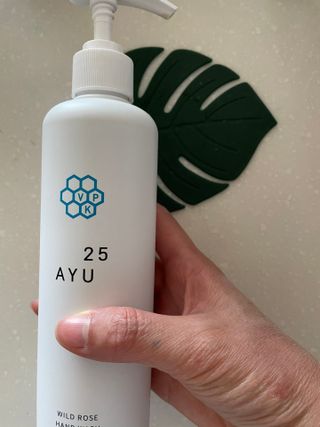 AYU25[아유트웬티파이브]피부 진정, 보습 와일즈 로즈 핸드워시 — 5점을 준 리뷰어가 2021년 3월 올린 사용 사진