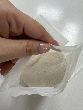 디어엘로디 무표백 021패드  12개세트 — 5점을 준 리뷰어가 2022년 9월 올린 사용 사진