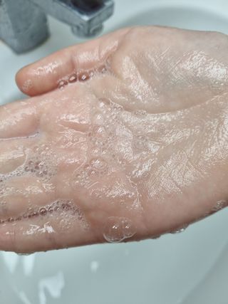 아이토리 시카 앰플 더블 클렌저 — 5점을 준 리뷰어가 2022년 12월 올린 사용 사진