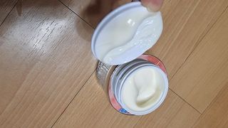 소담스퀘어 상암 라디셀 인텐시브 큐어 크림 50ml — 4점을 준 리뷰어가 2022년 11월 올린 사용 사진