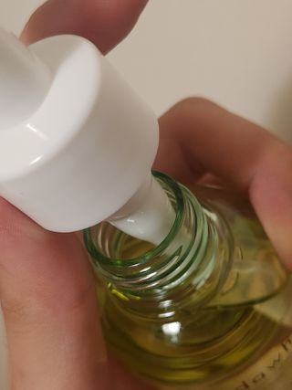 스킨큐어 산다화 순한 클렌징 동백 오일 200ml — 5점을 준 리뷰어가 2023년 8월 올린 사용 사진