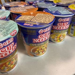 NISSIN 닛신 컵누들  4종 - 씨푸드오리지날, 씨푸드 스파이시, 씨푸드 커리, 씨푸드 XO소스 — 5점을 준 리뷰어가 2021년 11월 올린 사용 사진