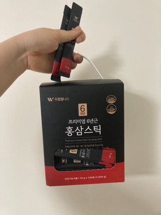 [푸름웰니스] 프리미엄 6년근 홍삼스틱 3mg x 100포 — 4.5점을 준 리뷰어가 2022년 3월 올린 사용 사진