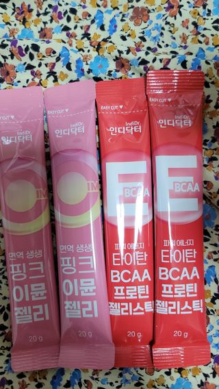 인디닥터 면역 생생 핑크 이뮨 젤리 + 타이탄 BCAA 프로틴 젤리스틱 — 5점을 준 리뷰어가 2022년 4월 올린 사용 사진