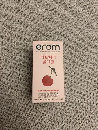 이롬 erom 타트체리 콜라겐 — 4점을 준 리뷰어가 2021년 3월 올린 사용 사진