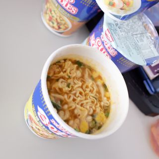 NISSIN 닛신 컵누들  4종 - 씨푸드오리지날, 씨푸드 스파이시, 씨푸드 커리, 씨푸드 XO소스 — 4.5점을 준 리뷰어가 2021년 10월 올린 사용 사진