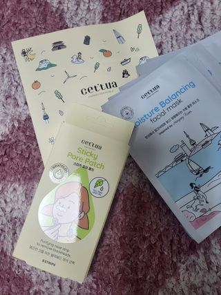 세뚜아(Cettua) 세뚜아 스티키 포어 패치 Cettua Sticky Pore Patch — 5점을 준 리뷰어가 2023년 7월 올린 사용 사진