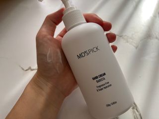 엠디스픽 무향 바리스타 핸드크림 대용량 250g — 5점을 준 리뷰어가 2022년 11월 올린 사용 사진