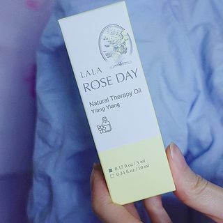 라라로즈데이 시즌2 천연 아로마오일 Y존 케어 속옷향수 이너퍼퓸 5ml  여성의 자존감을 UP시키자 — 5점을 준 리뷰어가 2021년 8월 올린 사용 사진