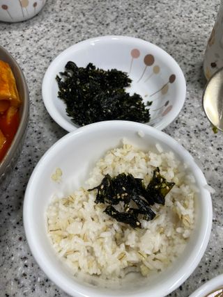 광천우리맛김 우리집밥도둑 맛있는광천김 우리김자반 50g 5봉 — 5점을 준 리뷰어가 2021년 11월 올린 사용 사진