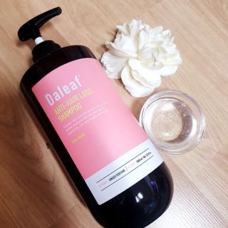 달리프 진저 베러 퍼퓸 탈모 완화 샴푸 1000ml 향 3종 — 5점을 준 리뷰어가 2021년 3월 올린 사용 사진