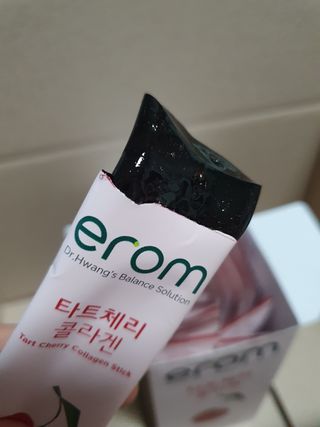 이롬 erom 타트체리 콜라겐 — 5점을 준 리뷰어가 2021년 3월 올린 사용 사진