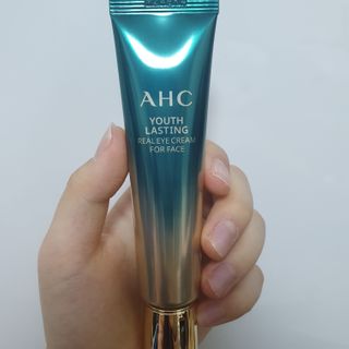 [NEW 탄력유턴 아이크림] AHC 유스 래스팅 리얼 아이크림 포 페이스 — 5점을 준 리뷰어가 2021년 1월 올린 사용 사진