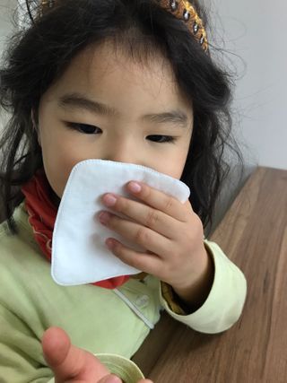 디어엘로디 프리미엄 유기농 베이비 솜티슈 40매 3 + 1 PACK — 3점을 준 리뷰어가 2021년 2월 올린 사용 사진