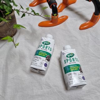 셀렉스스포츠 셀렉스 스포츠 웨이 프로틴 초콜릿 _ 330ml x 12팩 — 4점을 준 리뷰어가 2021년 3월 올린 사용 사진