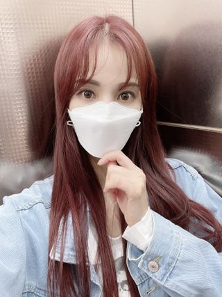 에버그린 순면 끈조절 KF94 마스크 - 화이트 30매 — 5점을 준 리뷰어가 2021년 5월 올린 사용 사진