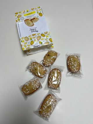 [메종콜리브리] 프랑스 마들렌 메종콜리브리 레몬 마들렌 2팩 — 5점을 준 리뷰어가 2022년 2월 올린 사용 사진