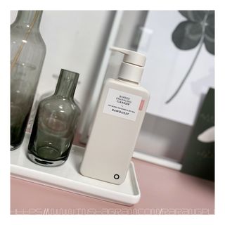 로우퀘스트 베리어 인핸싱 클렌저 190ml — 5점을 준 리뷰어가 2023년 10월 올린 사용 사진