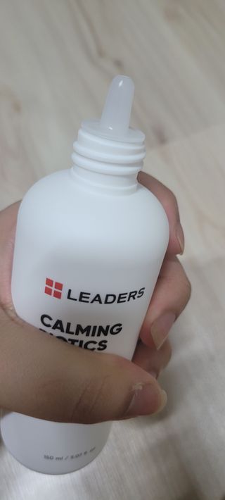 리더스코스메틱 리더스 카밍 바이오틱스 에센스 워터 — 3점을 준 리뷰어가 2021년 10월 올린 사용 사진