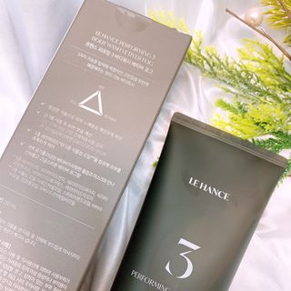 르핸스 퍼포밍 3 바디워시 비반트포렛/베티버포그 — 5점을 준 리뷰어가 2023년 1월 올린 사용 사진