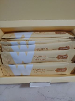 디오르 파인화이트 — 5점을 준 리뷰어가 2022년 2월 올린 사용 사진