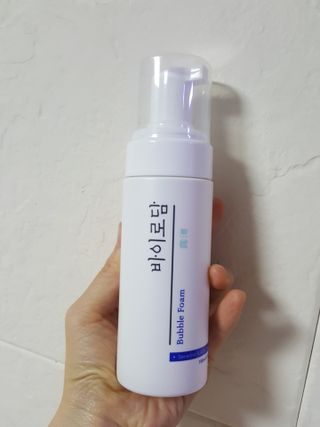 [바이로담] 저자극 약산성버블 폼 폼클렌징 150ml — 5점을 준 리뷰어가 2021년 3월 올린 사용 사진
