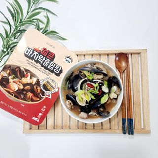 [푸딩팩토리] 바지락홍합탕 500g / 얼큰바지락홍합탕 590g — 5점을 준 리뷰어가 2022년 10월 올린 사용 사진