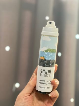 제주인디 삼달리 브리즈 바디&필로우 릴렉싱 미스트 제주 하귤 — 4.5점을 준 리뷰어가 2023년 2월 올린 사용 사진