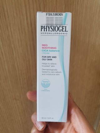 피지오겔 레드수딩 시카밸런스 크림 50ml — 4.5점을 준 리뷰어가 2022년 4월 올린 사용 사진
