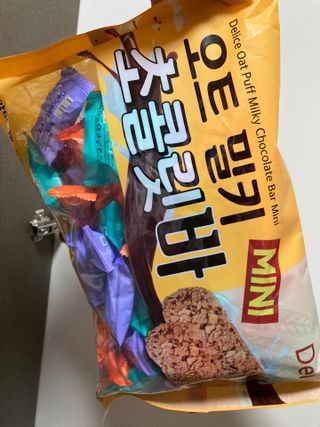 델리스 오트 밀키 초콜릿 바 — 5점을 준 리뷰어가 2022년 4월 올린 사용 사진